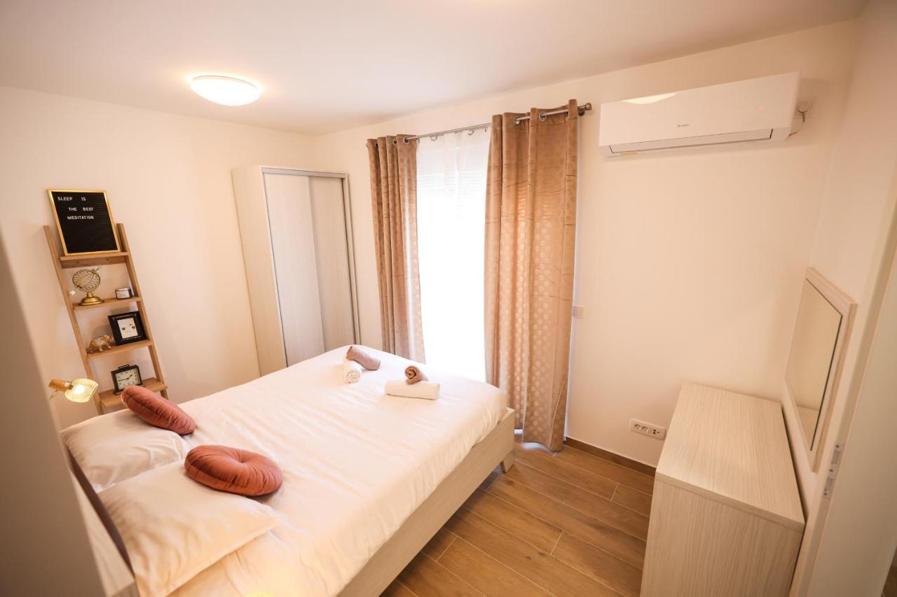 Golden Sunset Luxury Apartment Zadar Exteriör bild