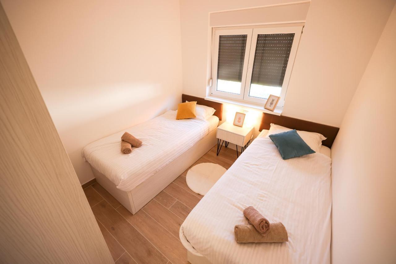Golden Sunset Luxury Apartment Zadar Exteriör bild